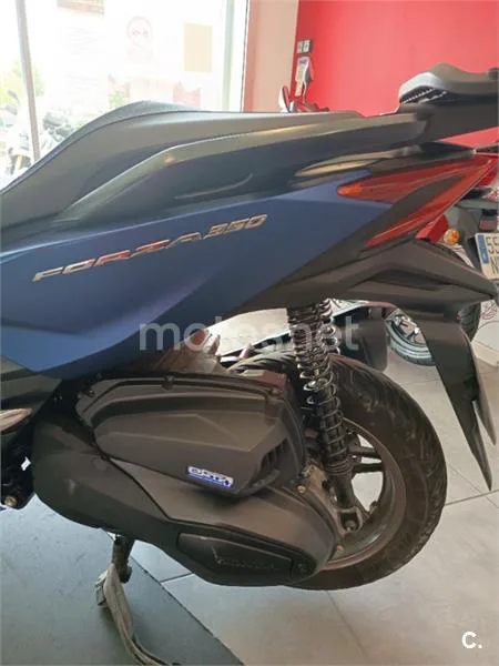Honda Forza 350 – Vista 7