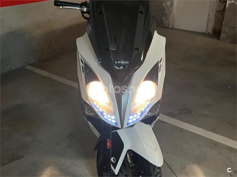 Kymco Xciting 400 – Vista 5