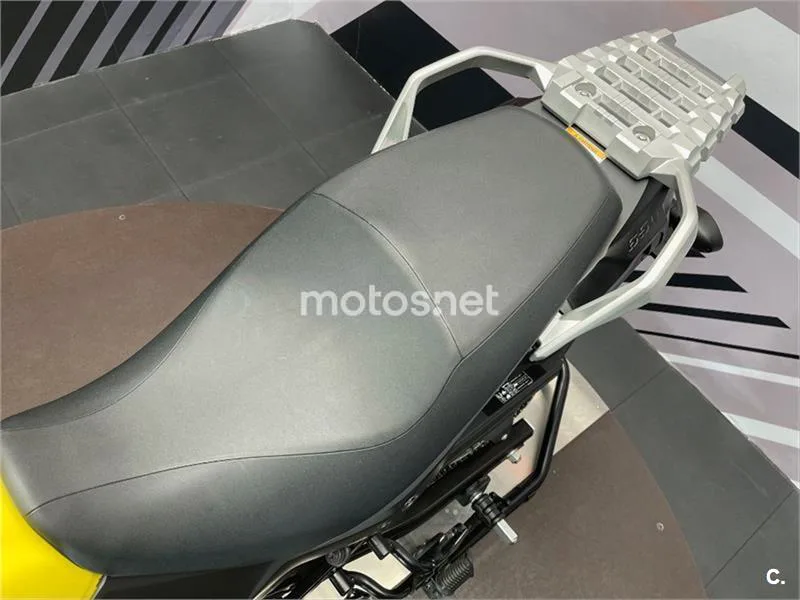 Suzuki V-Strom 650 – Vista 13