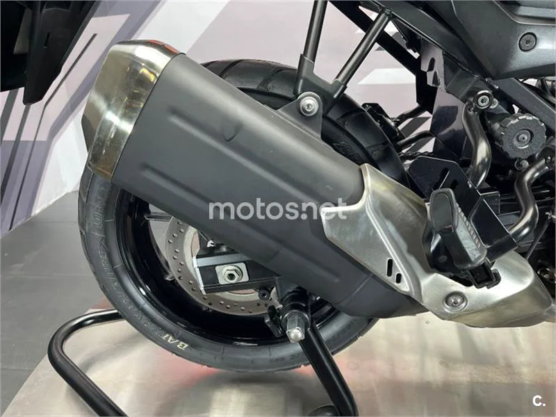 Suzuki V-Strom 650 – Vista 14