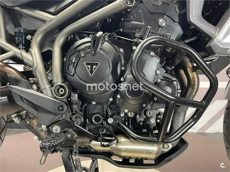 Triumph Tiger 800 XR – Vista 16