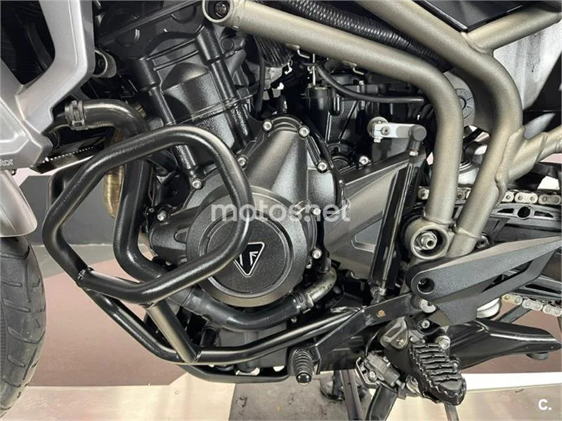 Triumph Tiger 800 XR – Vista 25