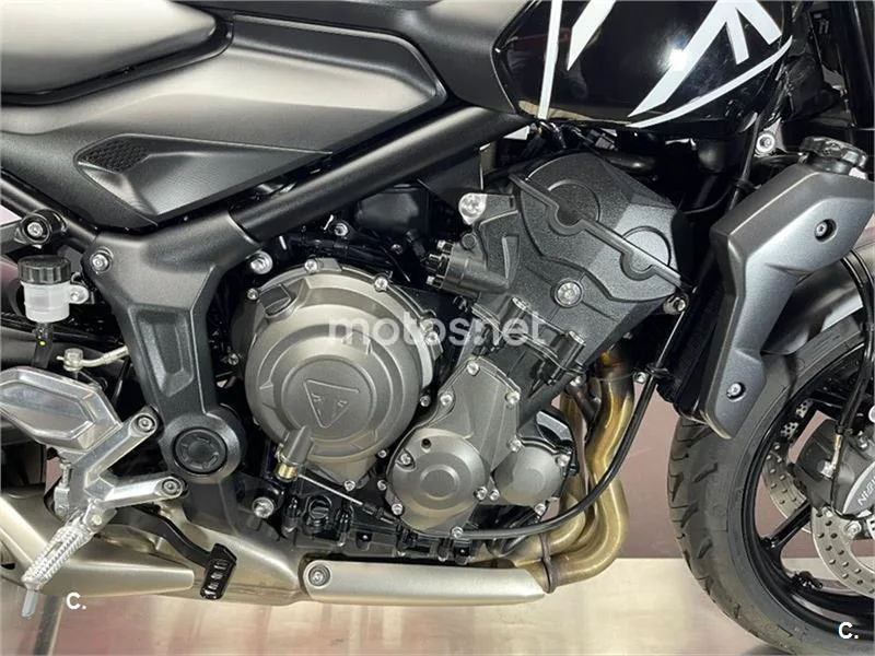 Triumph Trident 660 – Vista 13
