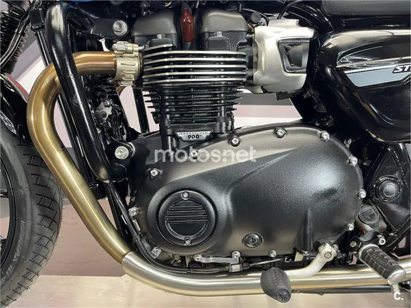 Triumph Street Twin – Vista 12
