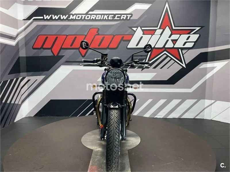 Triumph Street Twin – Vista 3