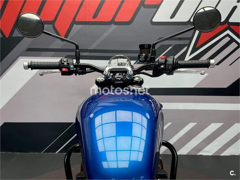 Triumph Street Twin – Vista 7