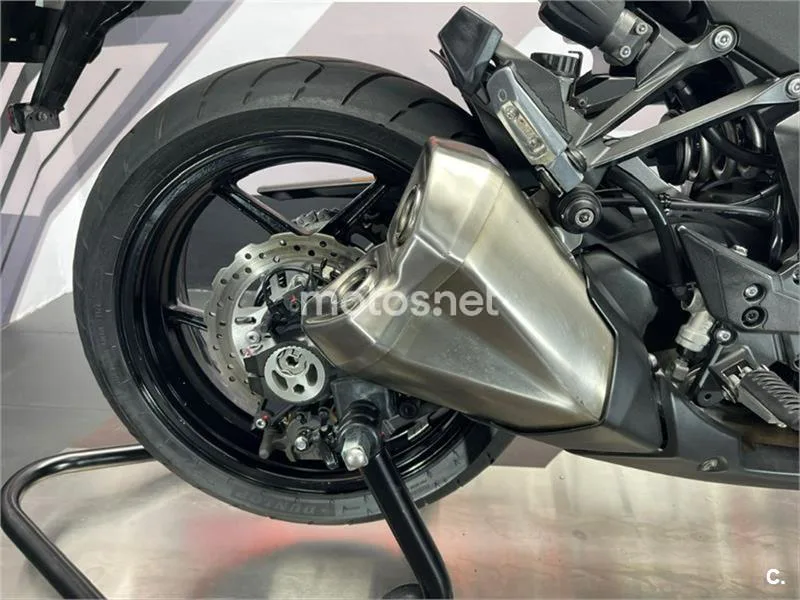 Kawasaki Z1000 SX – Vista 15