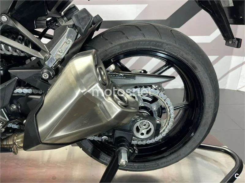 Kawasaki Z1000 SX – Vista 18