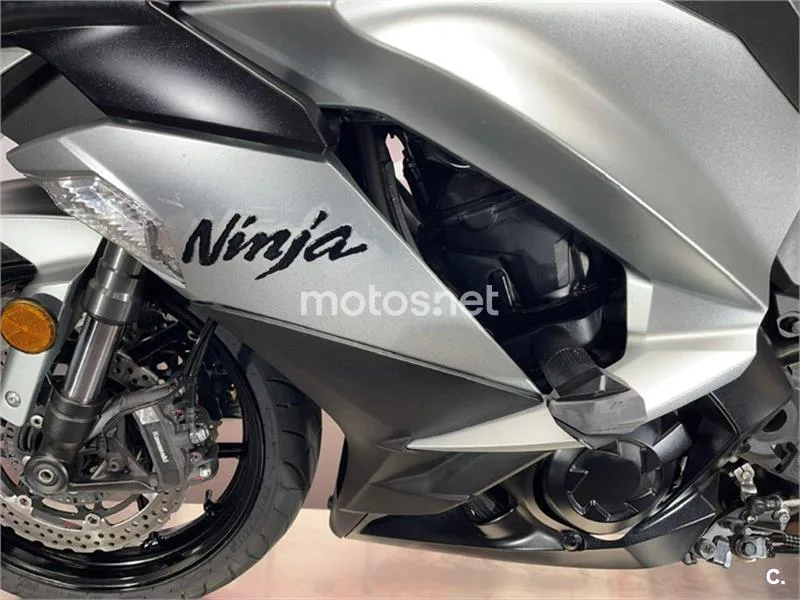 Kawasaki Z1000 SX – Vista 20