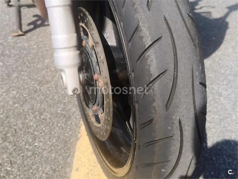 Yamaha FZ6 Fazer – Vista 8