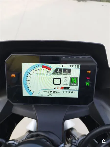 Suzuki GSX-8R – Vista 4