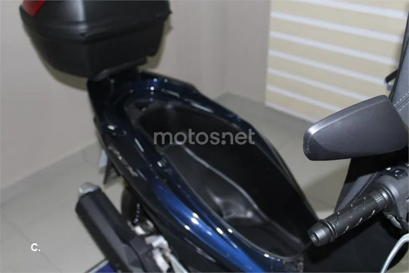 Honda PCX 125 – Vista 9