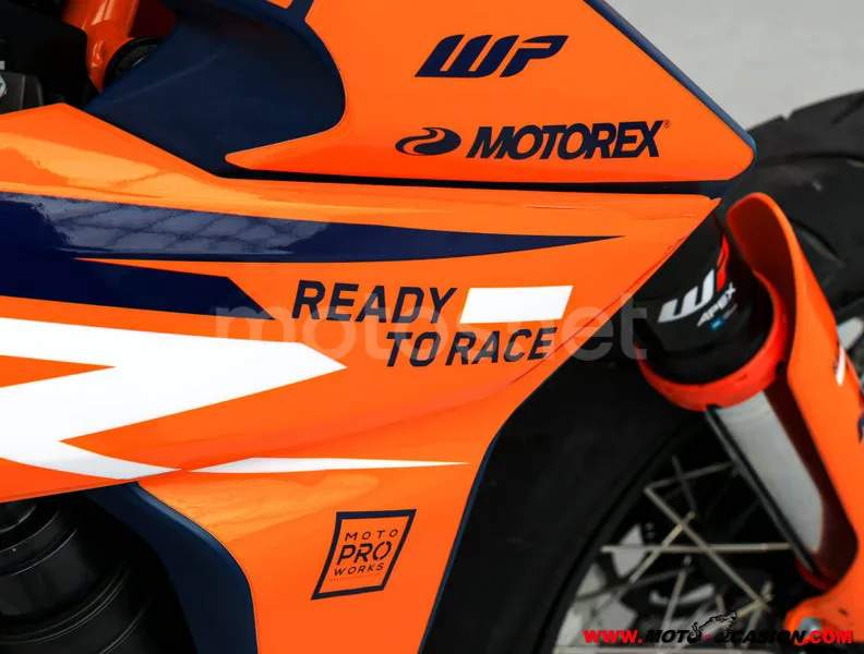 KTM 690 SMC R – Vista 9