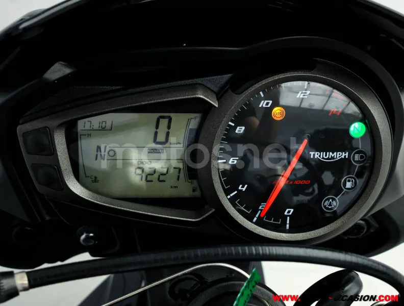 Triumph Street Triple 765 – Vista 6