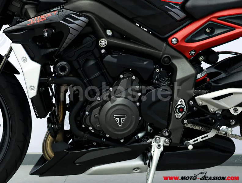 Triumph Street Triple 765 – Vista 10