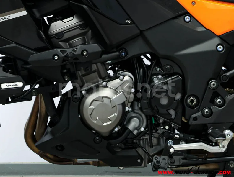 Kawasaki Versys 1000 – Vista 10