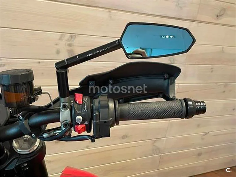 Ducati Hypermotard – Vista 15