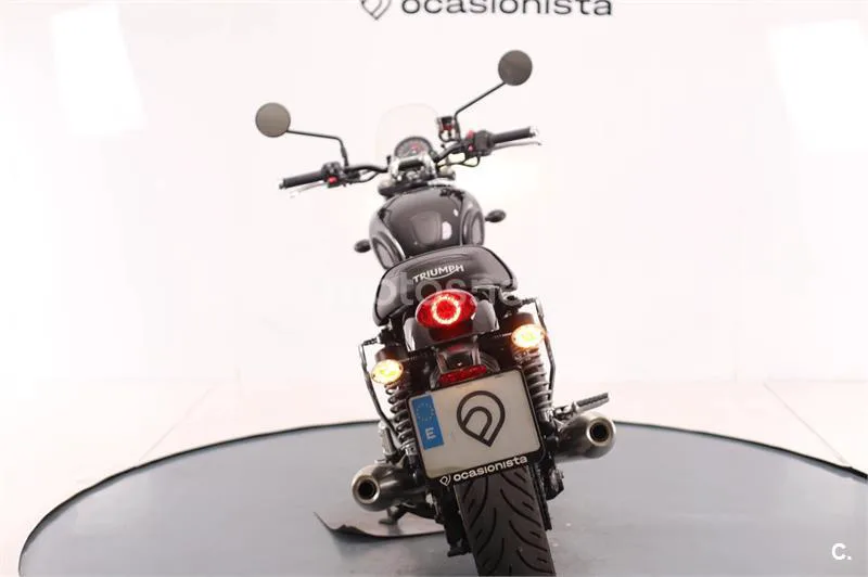 Triumph Speed Twin 900 – Vista 9