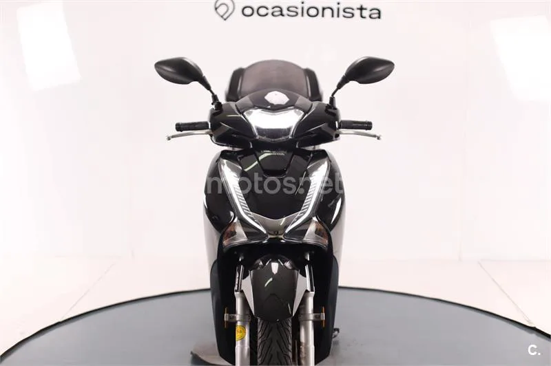 Honda SH 125i – Vista 6