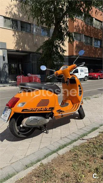 Vespa GTS SuperSport 300 – Vista 3