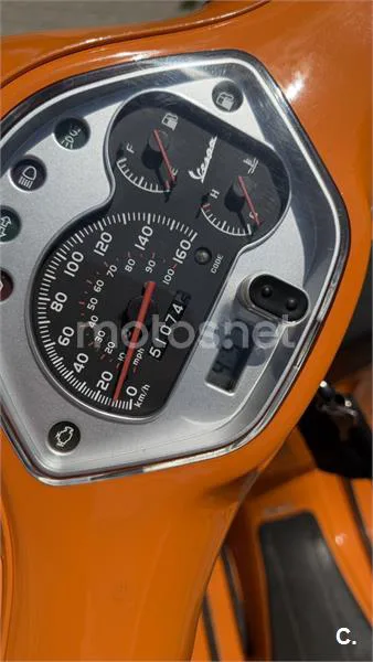 Vespa GTS SuperSport 300 - Vista 7