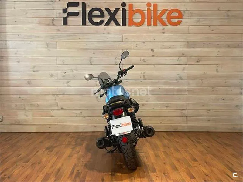 Moto Guzzi V7 III – Vista 5