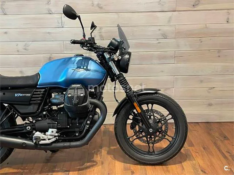 Moto Guzzi V7 III – Vista 8