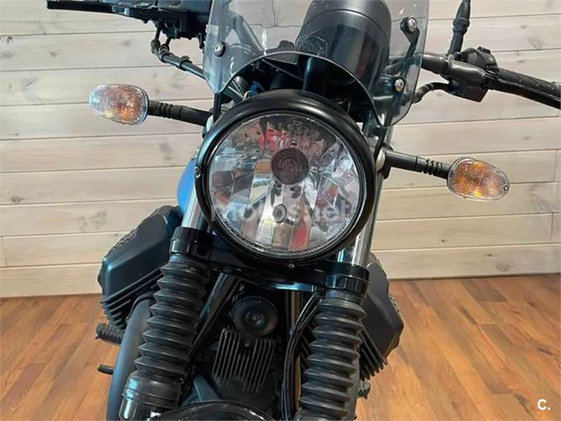 Moto Guzzi V7 III – Vista 10