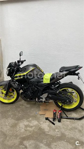 Yamaha MT-03 – Vista 6