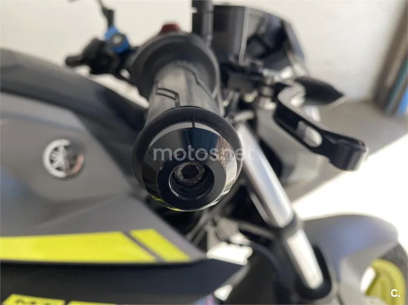 Yamaha MT-03 – Vista 8