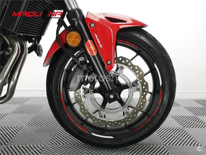 Honda CB 500 F – Vista 12
