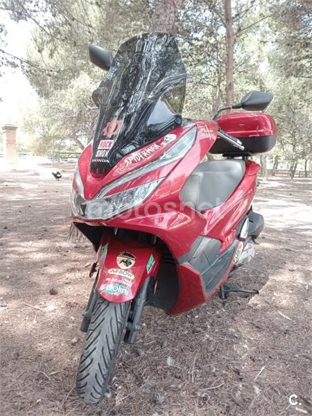 Honda PCX 125 – Vista 3