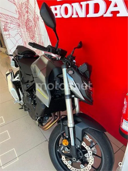 Honda CB 750 Hornet – Vista 7