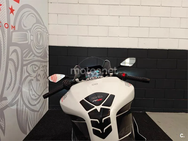 Aprilia RS 457 – Vista 7