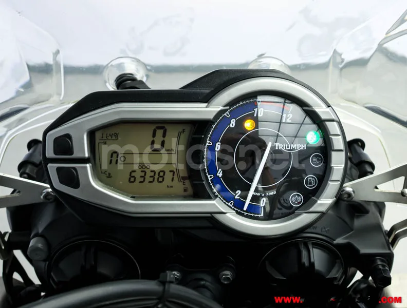 Triumph Tiger 800 XC – Vista 6