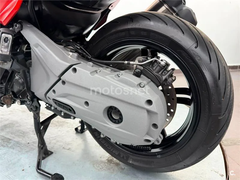 BMW C 650 – Vista 12