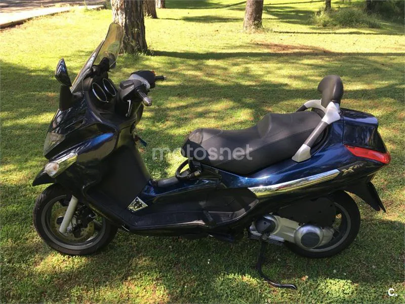 Piaggio X EVO 250 – Vista 12