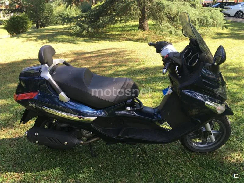 Piaggio X EVO 250 – Vista 13
