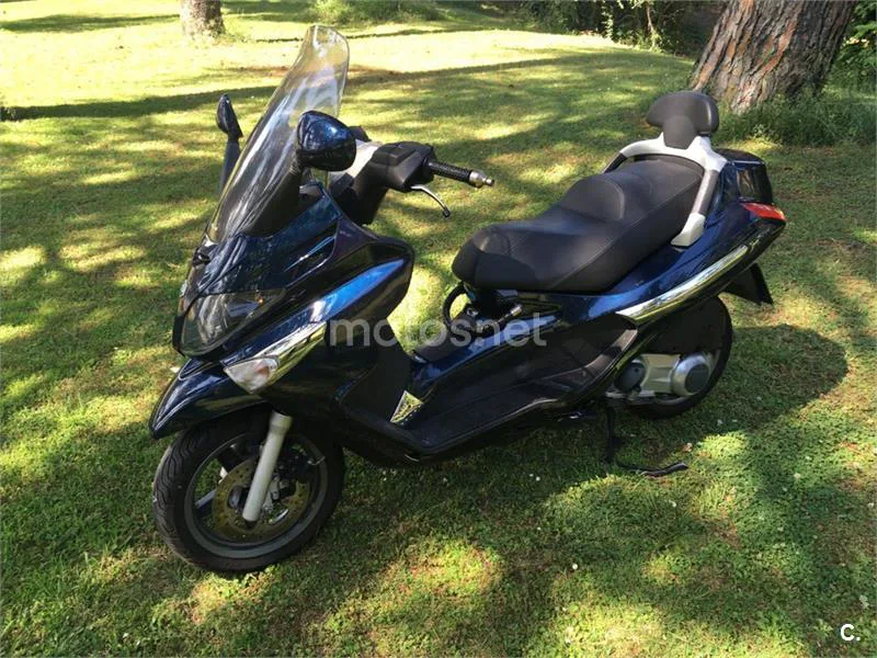 Piaggio X EVO 250 – Vista 5