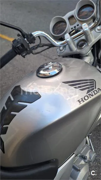 Honda CBF 250 – Vista 3