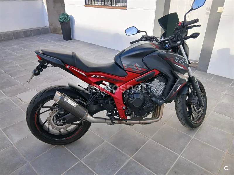 Honda CB650F - Vista 3
