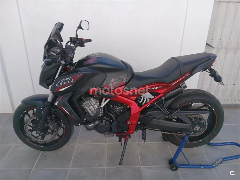Honda CB650F - Vista 4
