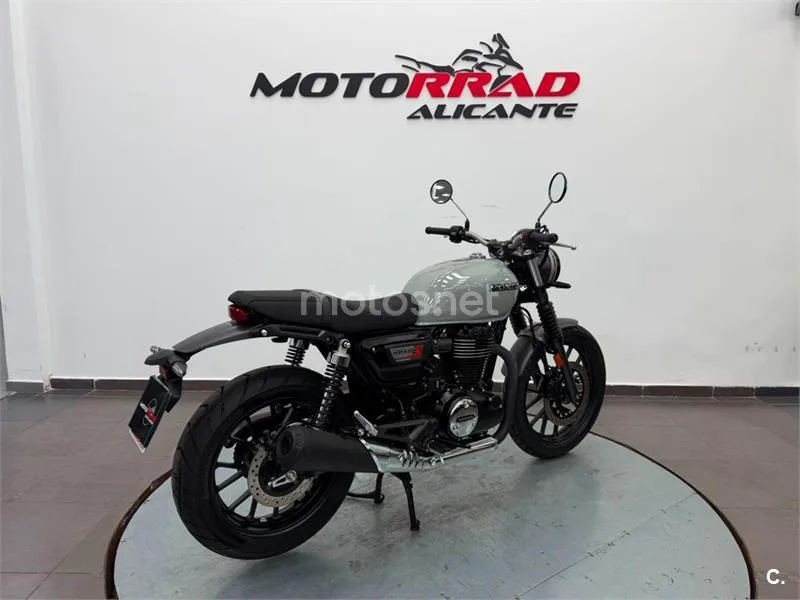 Honda GB 350 S – Vista 3