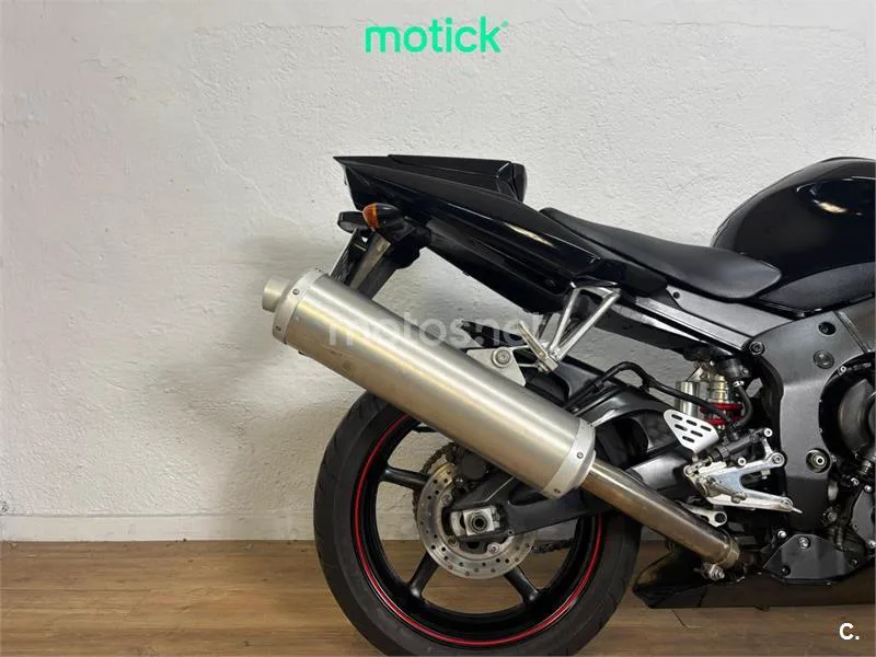 Yamaha R6 – Vista 3