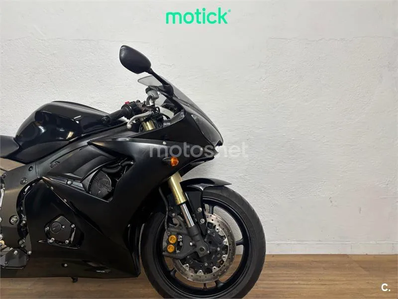 Yamaha R6 – Vista 4