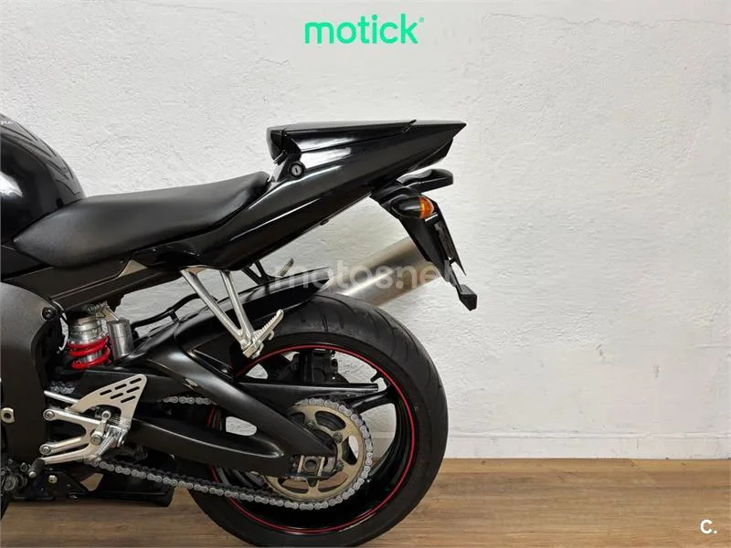 Yamaha R6 – Vista 9