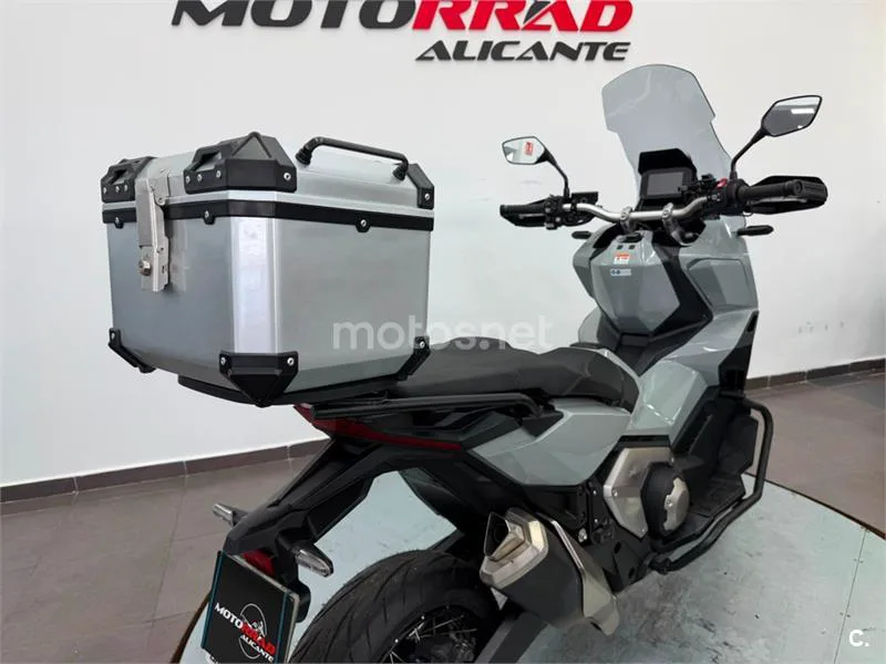 Honda X-ADV – Vista 6