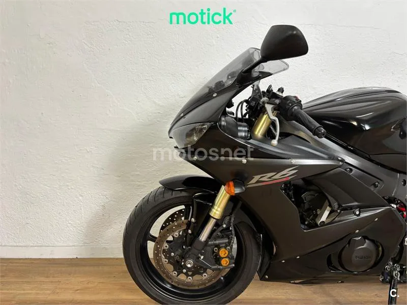 Yamaha R6 – Vista 8