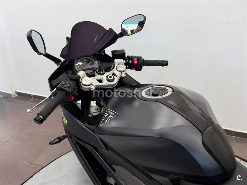 Triumph Daytona 660 – Vista 12