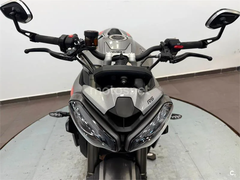Triumph Street Triple 765 – Vista 20